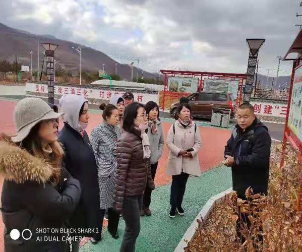 到五凤村红色教育基地参观新农村建设 (10).jpg